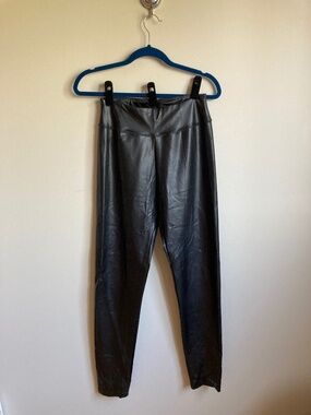 Black Faux Leather Leggings L 28" Inseam